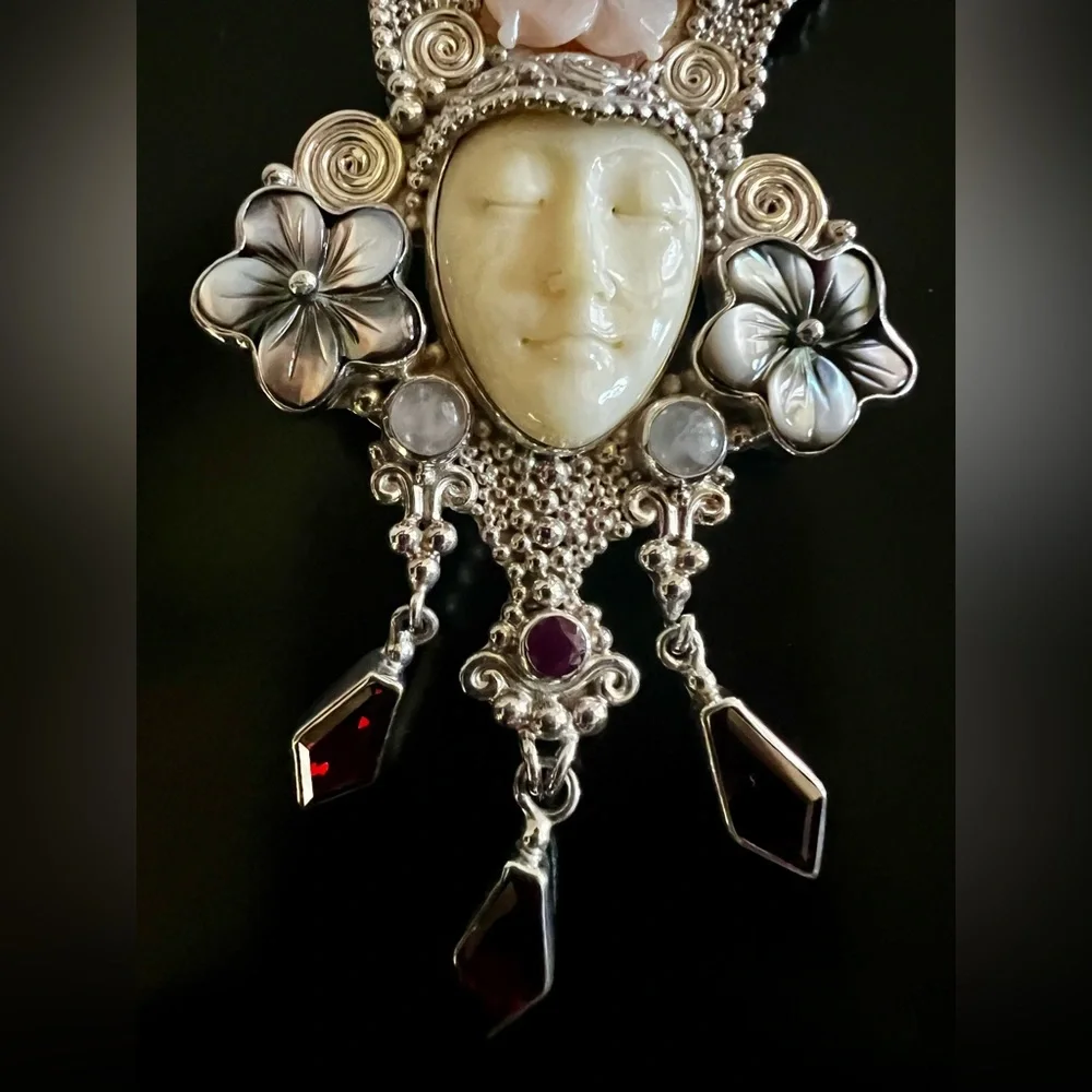 Sajen, Ornate Bali Goddess 925 Sterling Silver Pendant/Brooch. - Picture 6 of 16
